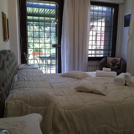 Eur Charme Apt&Garden Roma Esterno foto