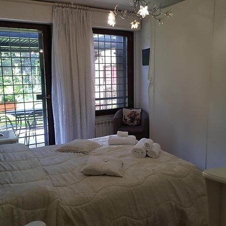 Eur Charme Apt&Garden Roma Esterno foto