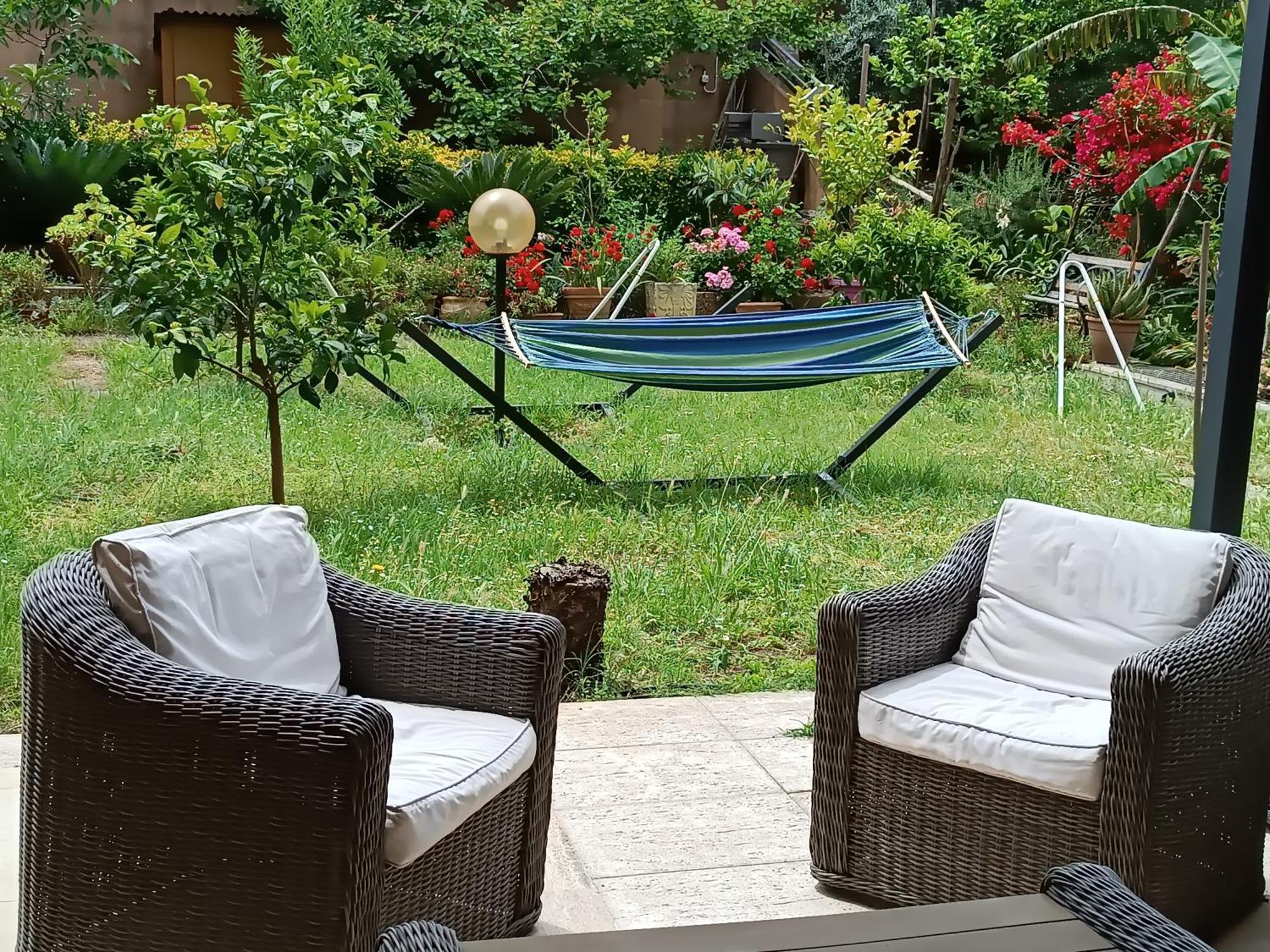 Eur Charme Apt&Garden Roma Esterno foto
